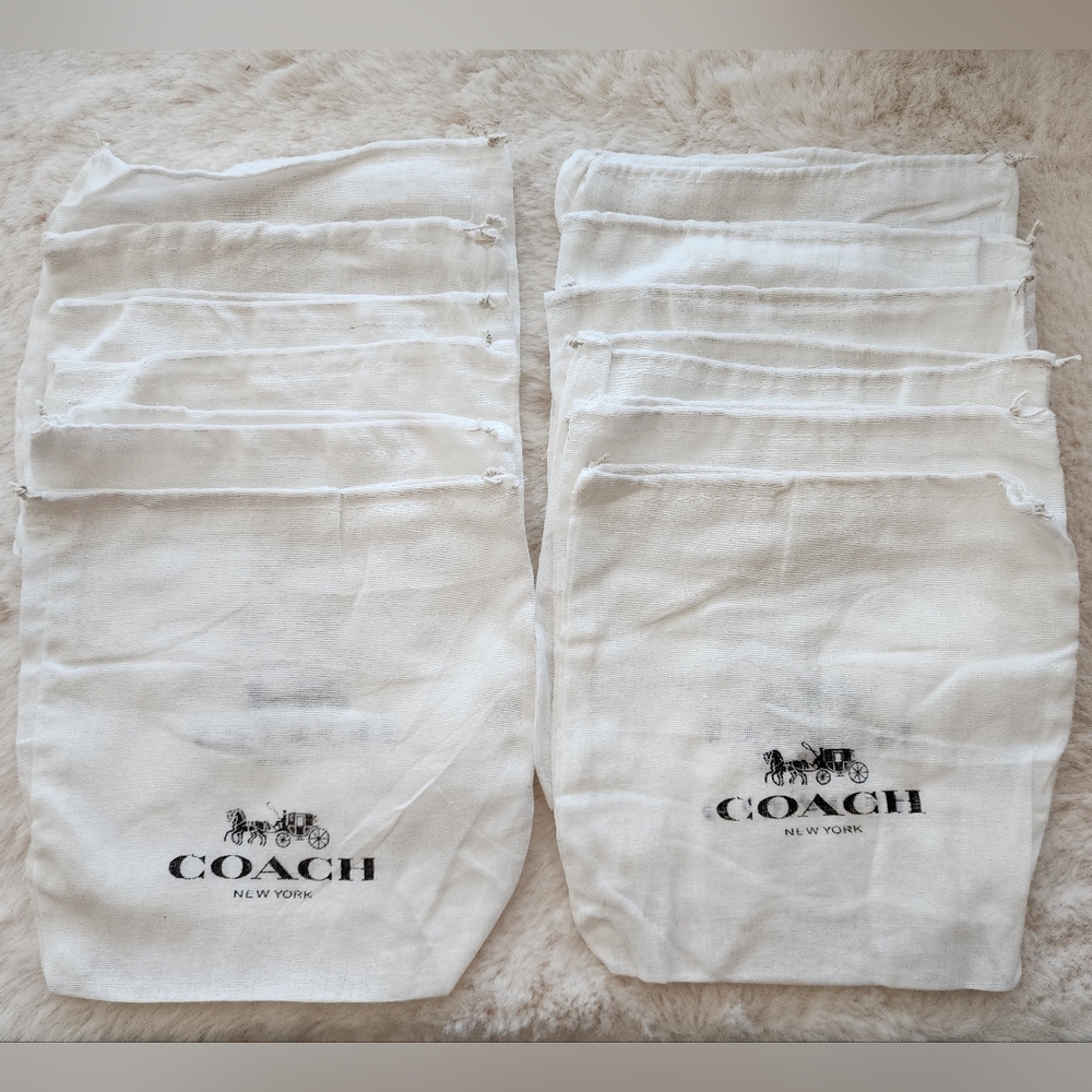 ❤️ 12 Coach White Cotton Bags for Accessories